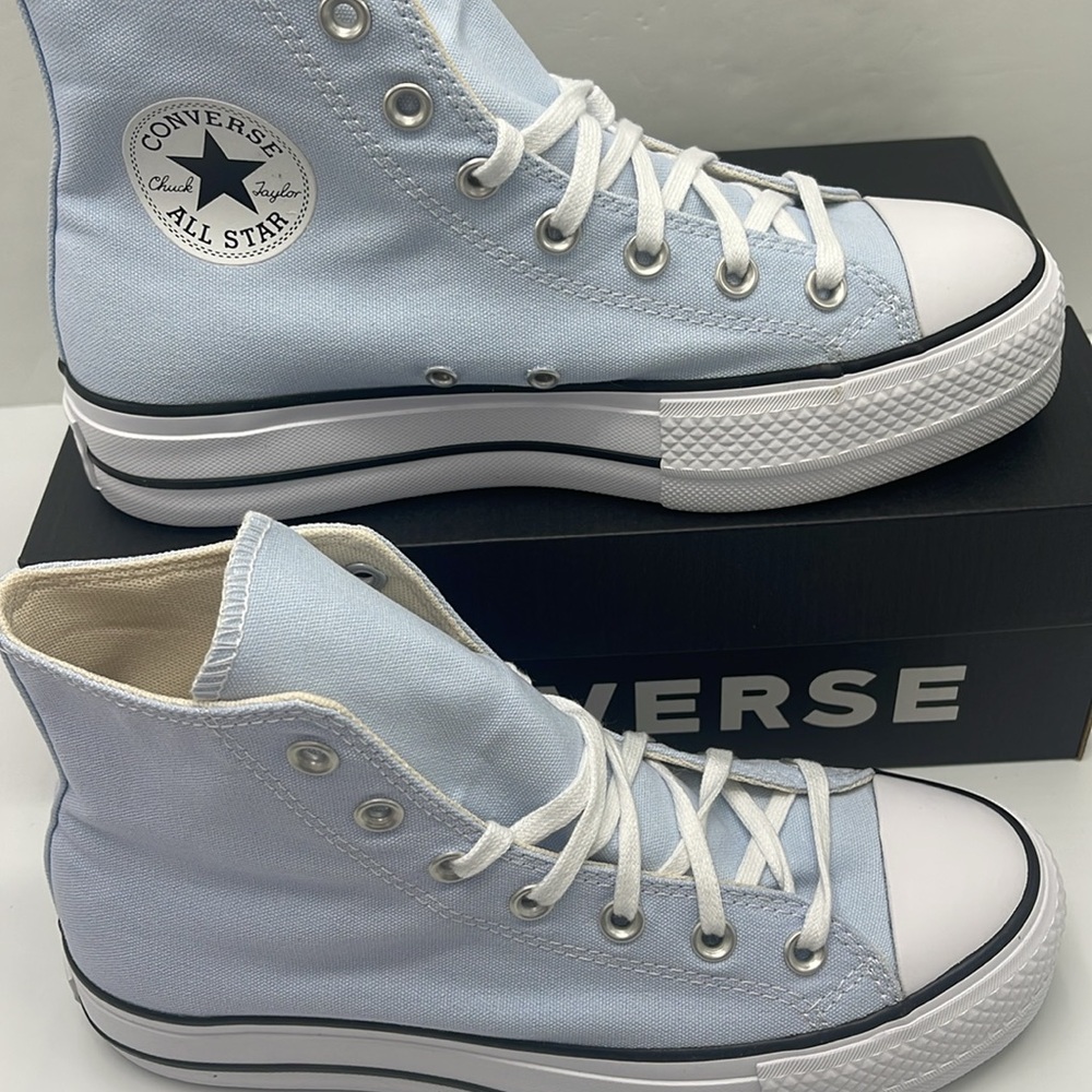 Converse WMNS Platform Sneakers A10644F
CTAS LIFT. HI BLUE SUPERMOON/NATURAL IVR - Picture 2 of 16
